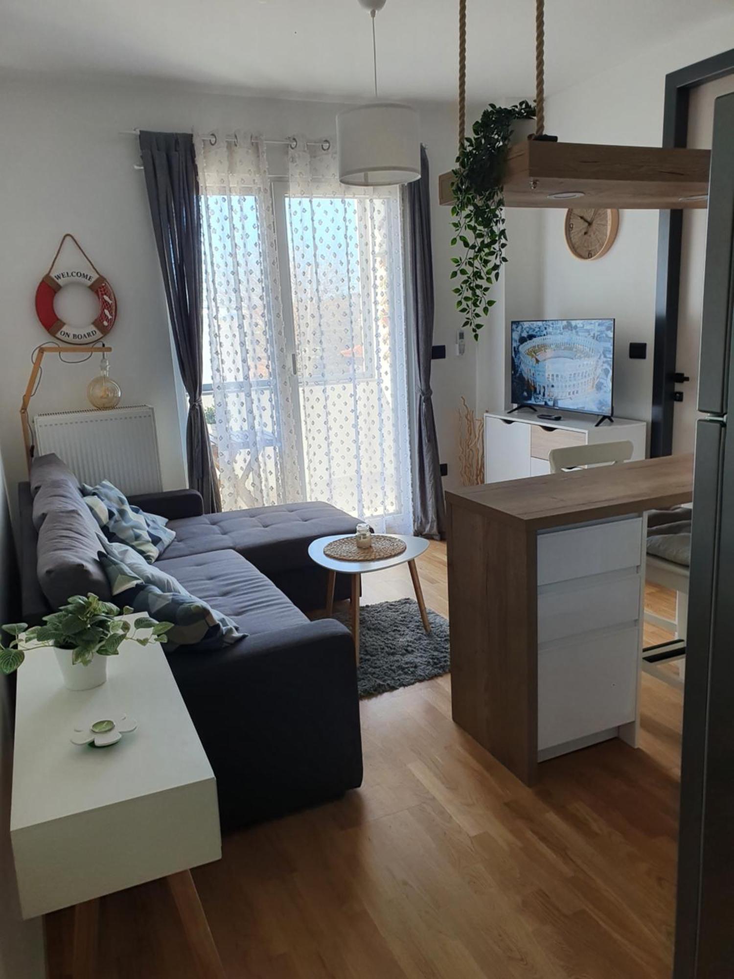 Appartamento Apartament Mia Bella Pola Esterno foto